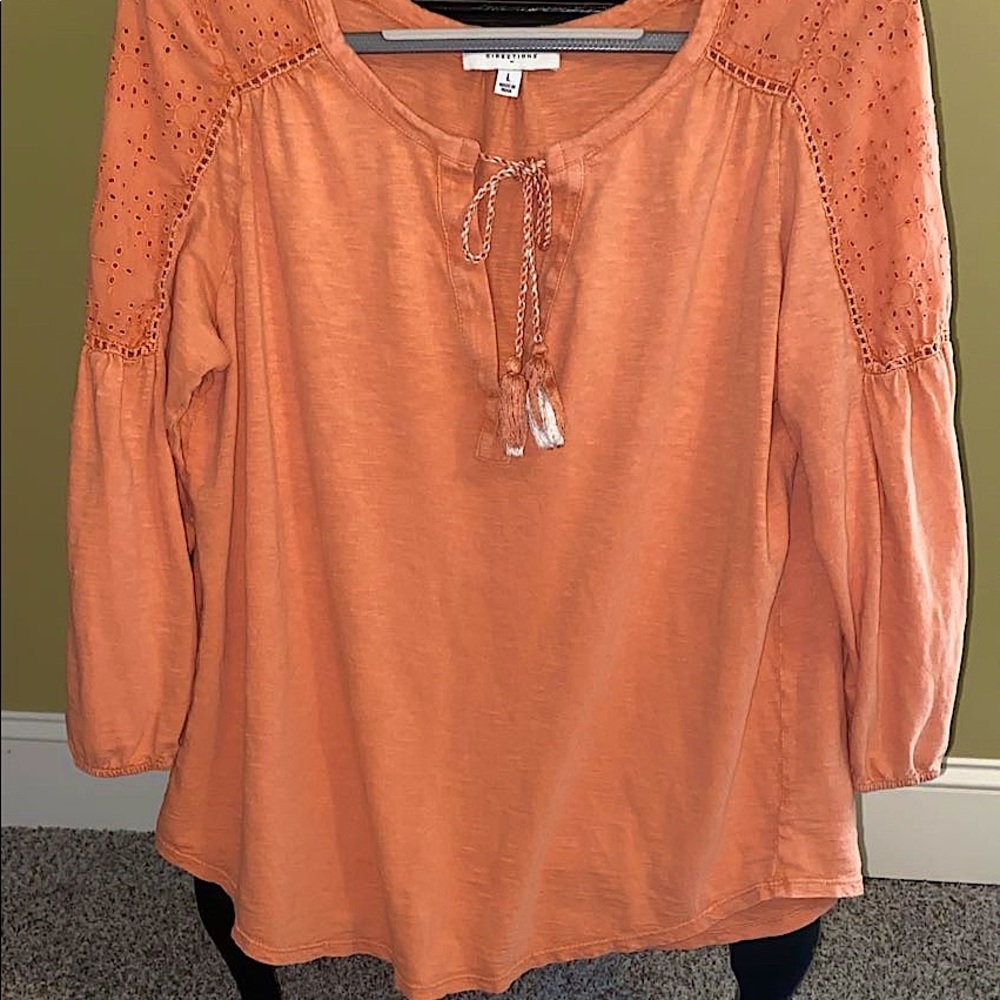 Woman’s Shirt Size Large